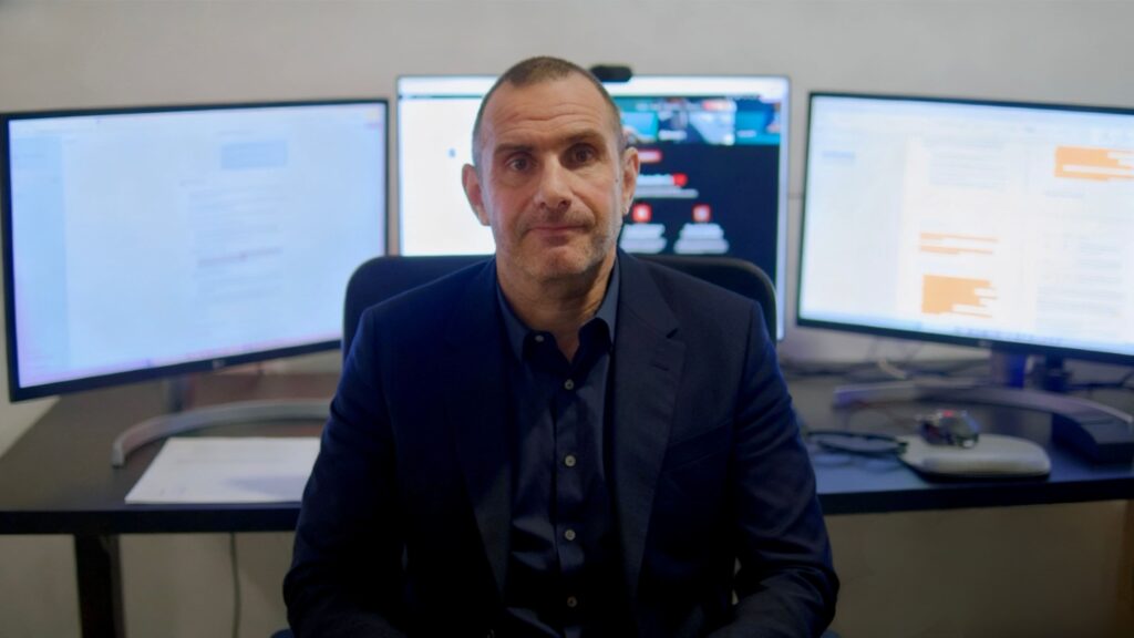 Asier c. lopez cabañas, director de elevam labs, en I+D y experto en seo + geo